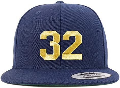 Kupite modnu odjeću od 32 dolara, bejzbolska kapa s ravnim vizirom ukrašena zlatnim koncem