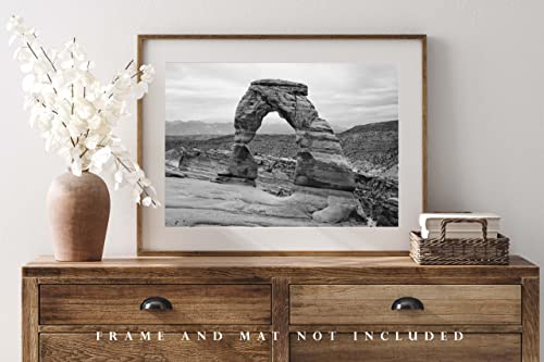 Western Photography Print crno -bijela slika osjetljivog luka u Nacionalnom parku Arches Utah pustinjska zidna umjetnost jugozapadna