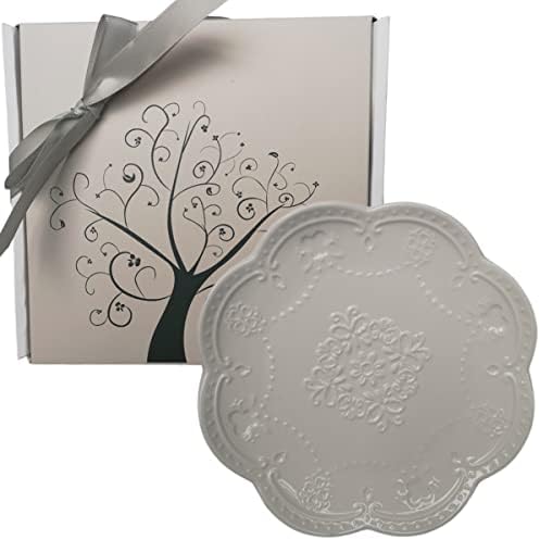 Bijeli reljefni porculanski okrugli desert tanjur čaj od 6 inča s leptir i dizajn srca - u ljubavi s poklon kutijom