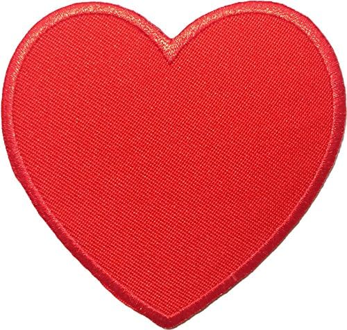 Srce crveno šivanje željezo na izvezenim flasterima